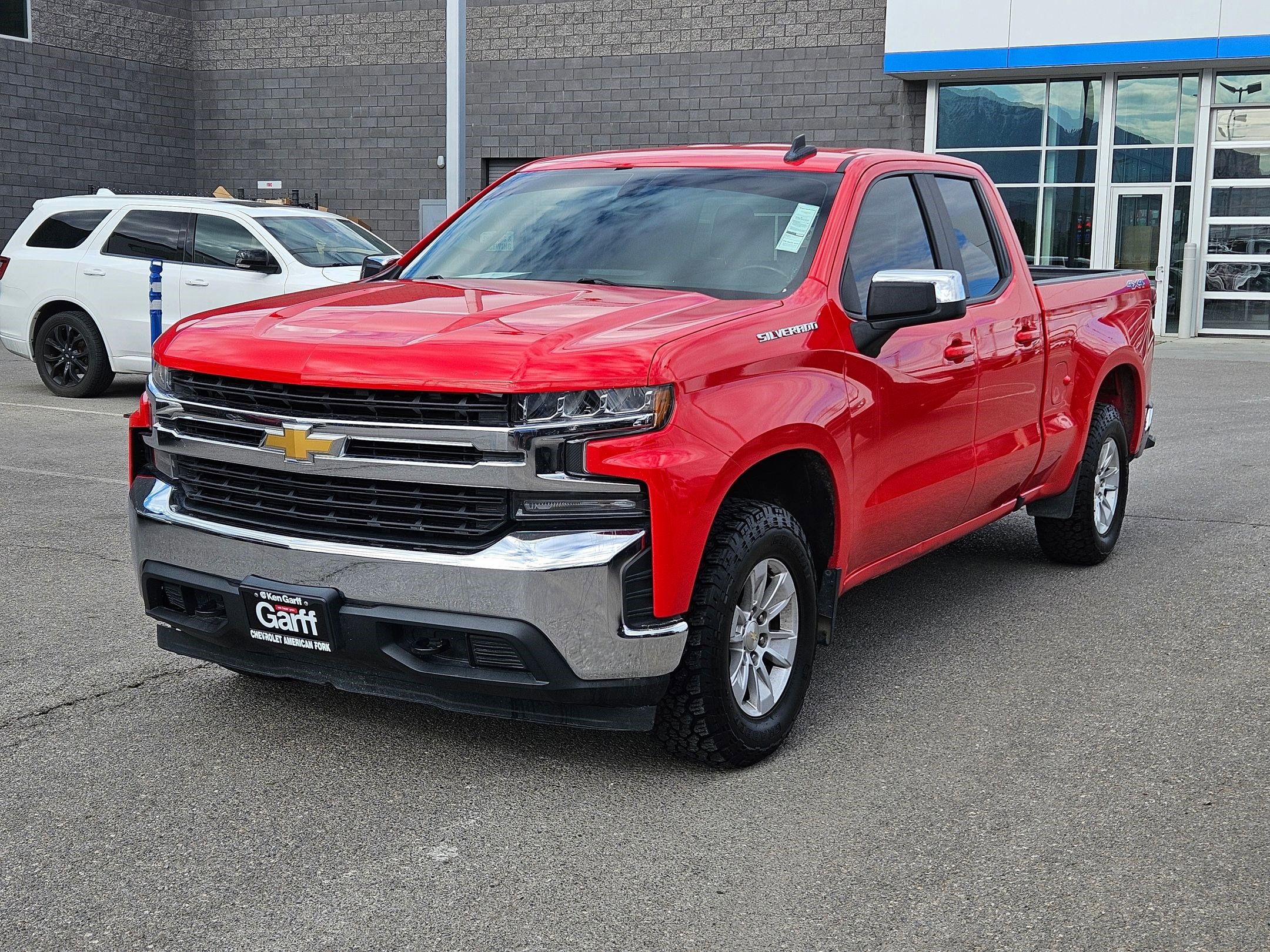 Used 2020 Chevrolet Silverado 1500 LT w/ All-Star Edition AWD/4WD image 8