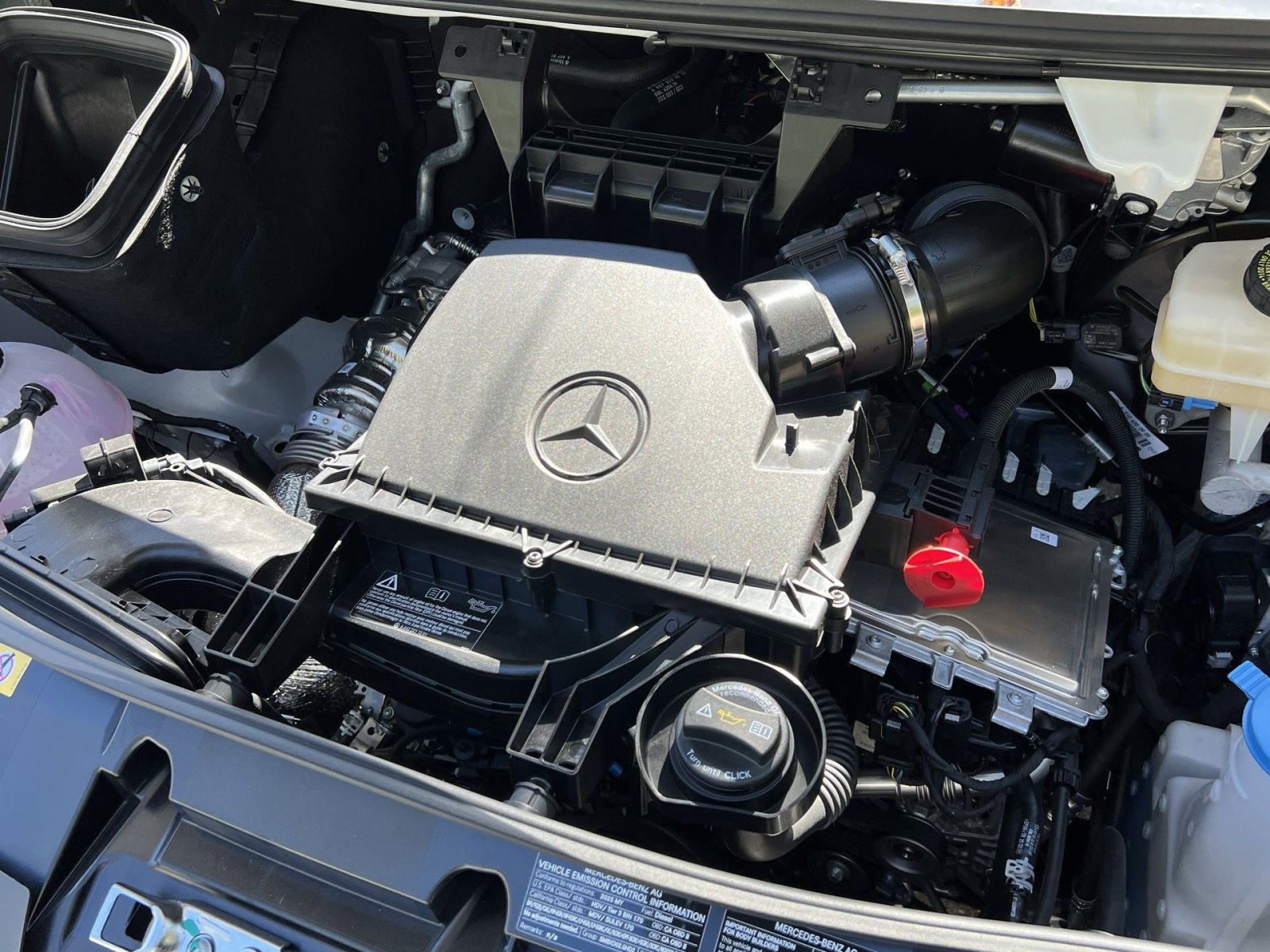 New 2025 Mercedes-Benz Sprinter 2500 image 28