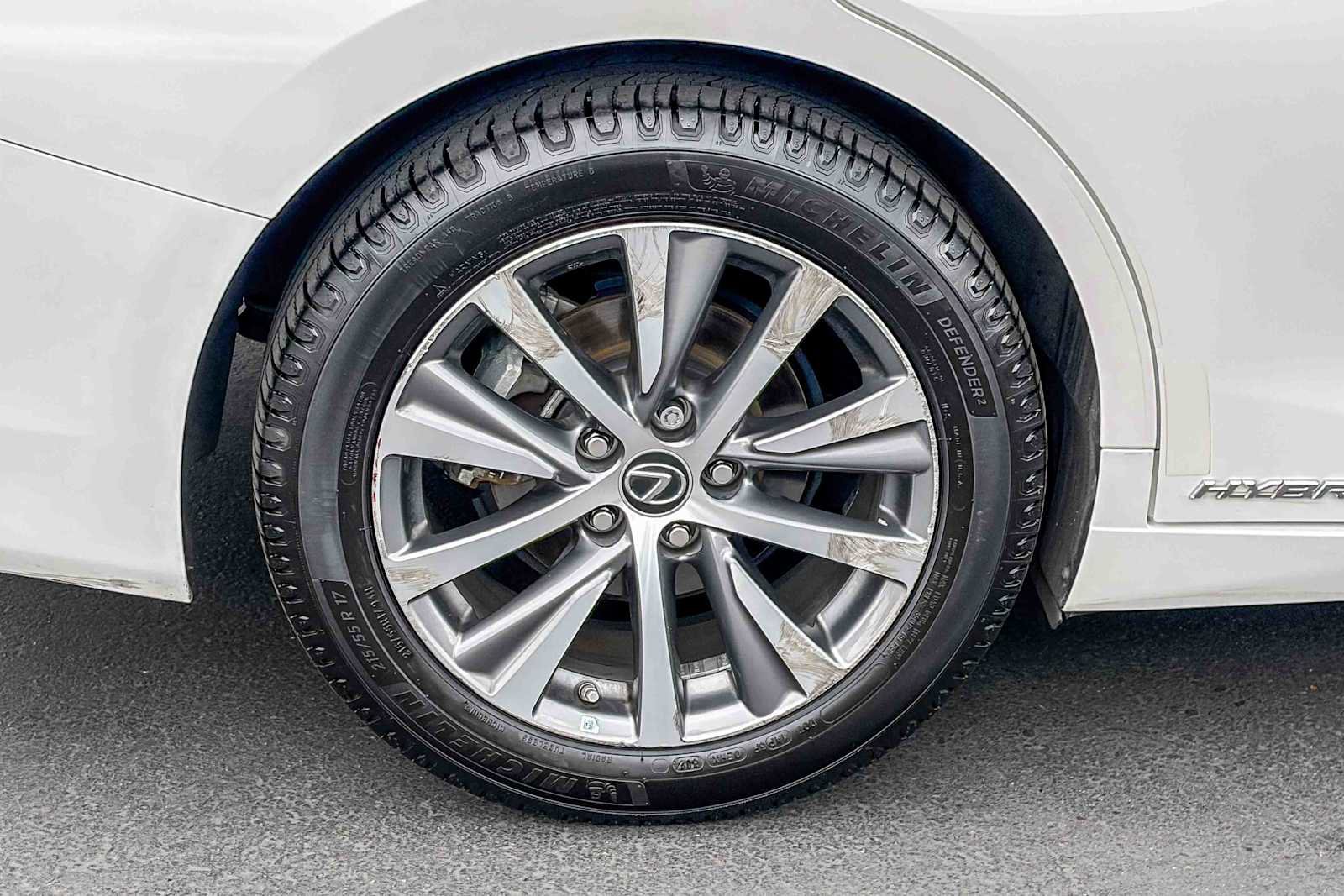 Used 2021 Lexus ES 300h w/ Accessory Package image 10