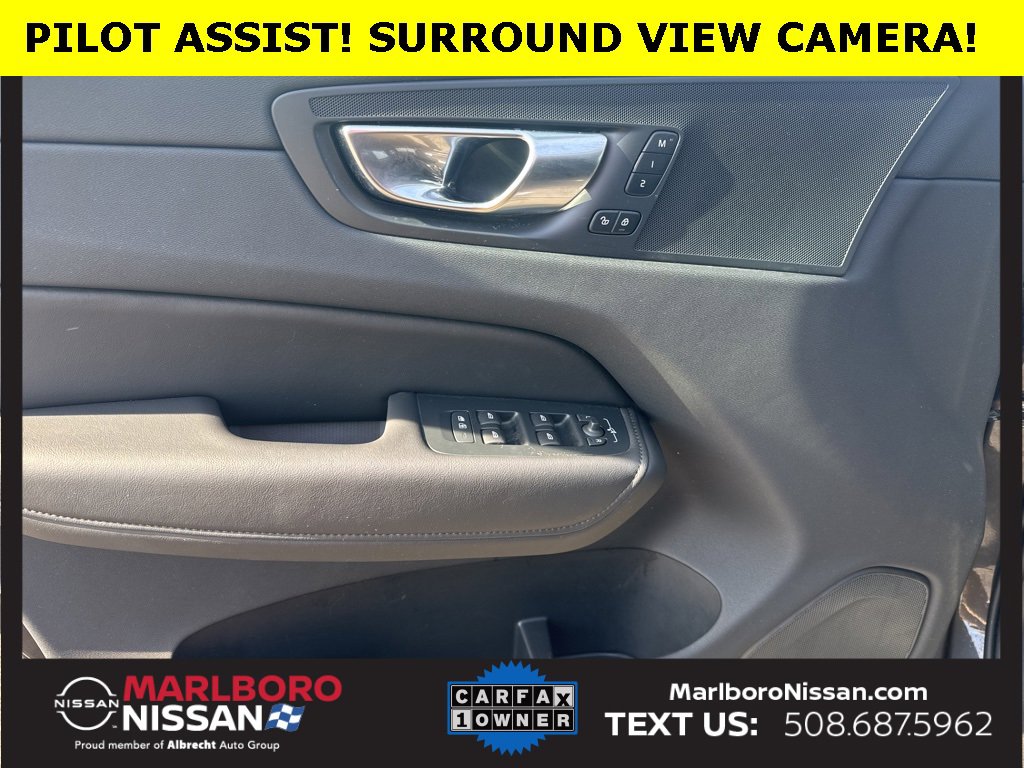 Used 2025 Volvo XC60 B5 Plus w/ Climate Package image 21