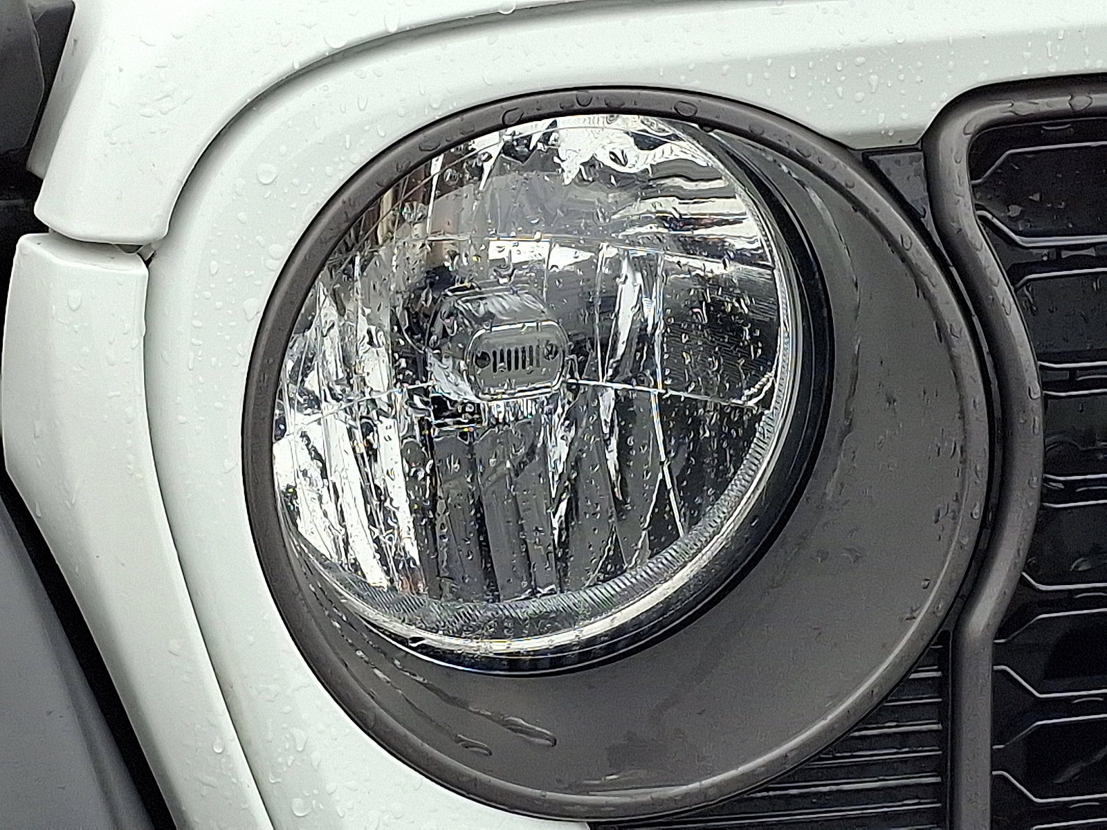 Certified 2024 Jeep Wrangler Sport S image 10