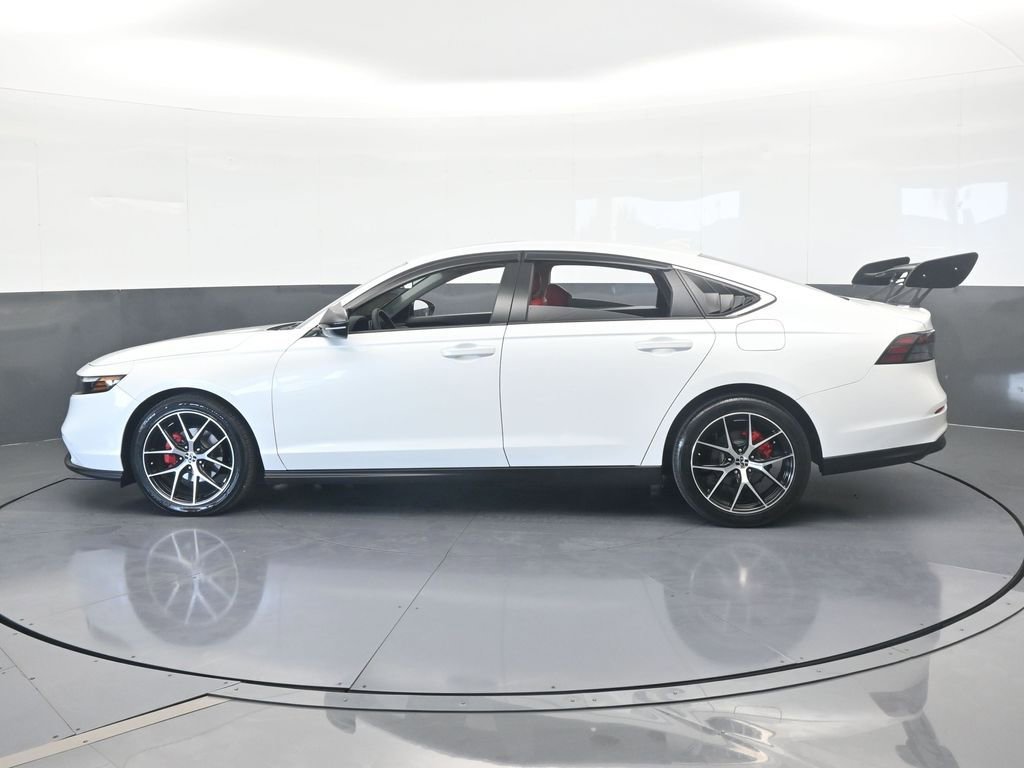 Used 2024 Honda Accord EX image 3