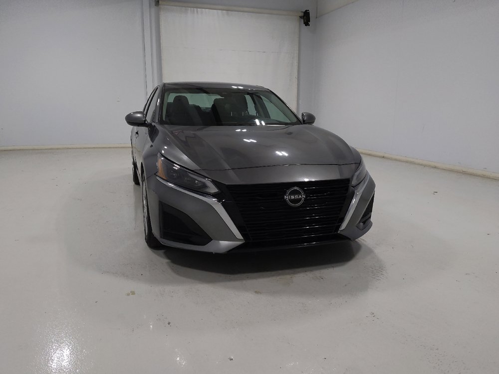 Used 2023 Nissan Altima 2.5 S FWD image 14