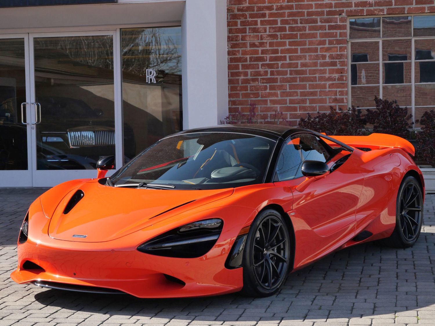 Used 2024 McLaren 750S Spider image 6