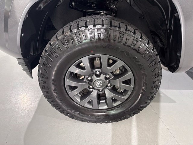 Used 2023 Toyota Tacoma SR5 w/ Technology Package AWD/4WD image 4