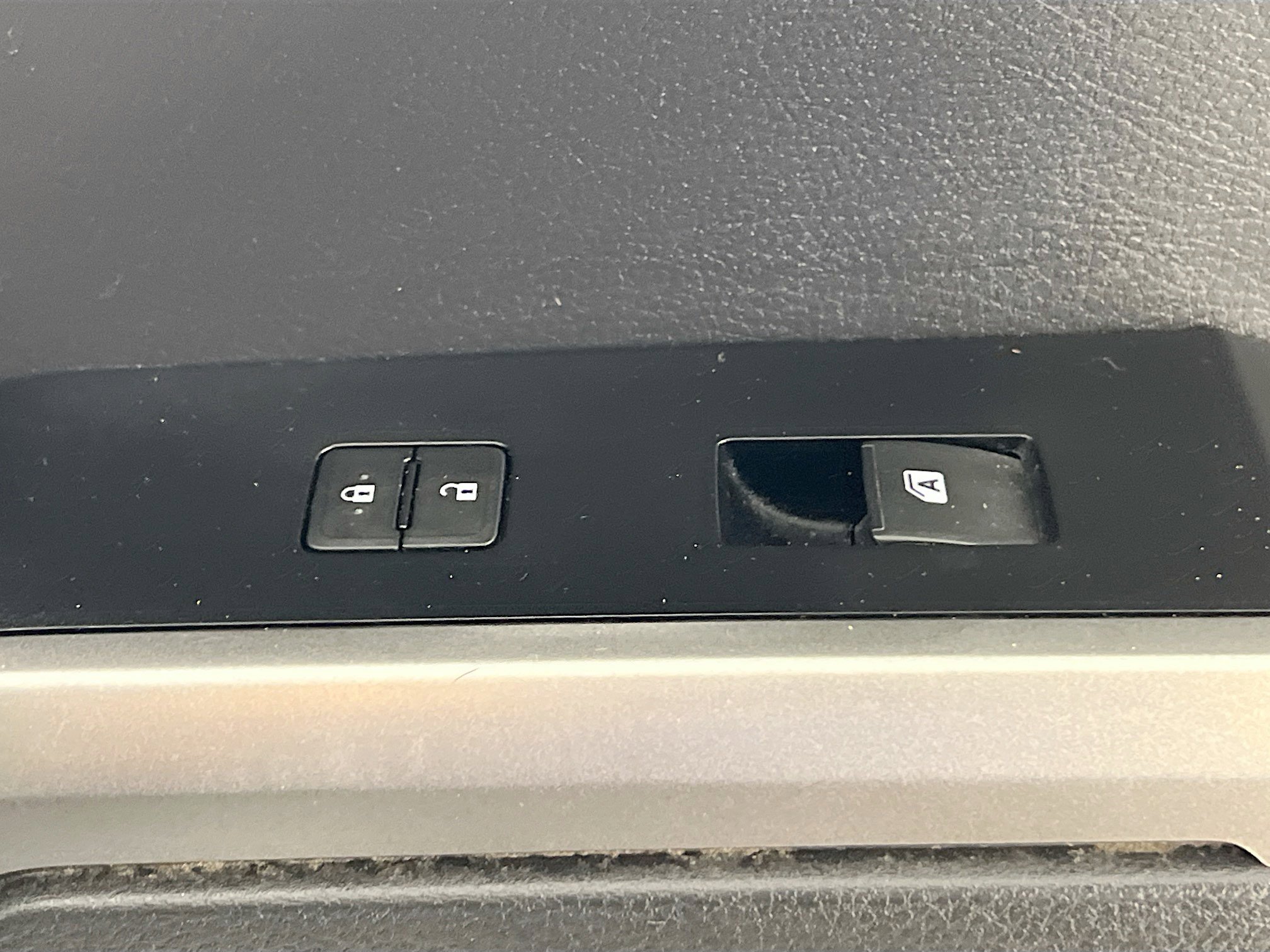 Used 2023 Toyota Tacoma SR5 image 32