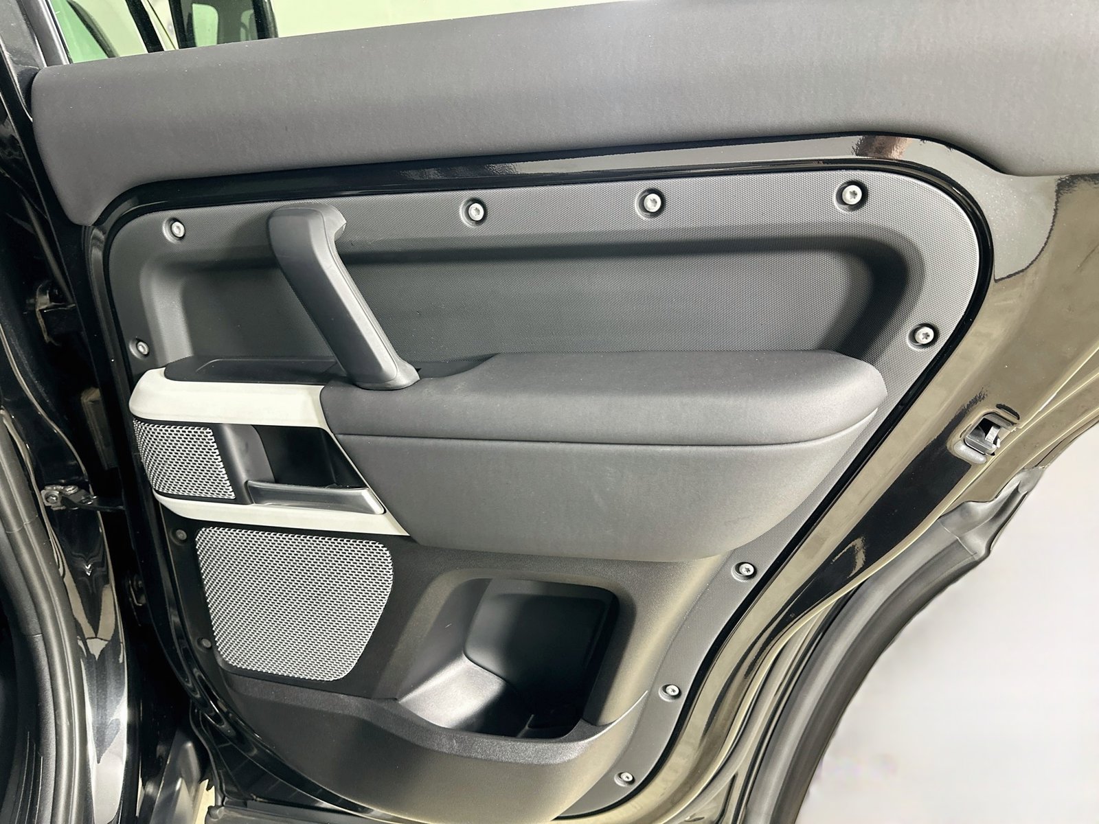 Used 2024 Land Rover Defender 130 S AWD/4WD image 40