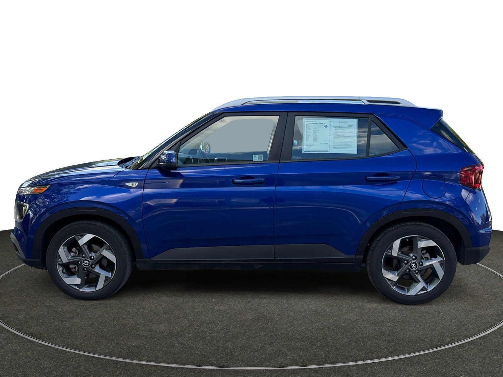 Certified 2025 Hyundai Venue SEL FWD image 2