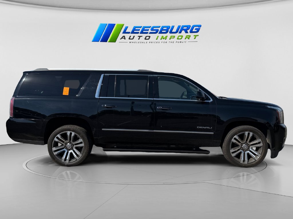 Used 2018 GMC Yukon XL Denali w/ Denali Ultimate Package AWD/4WD image 6