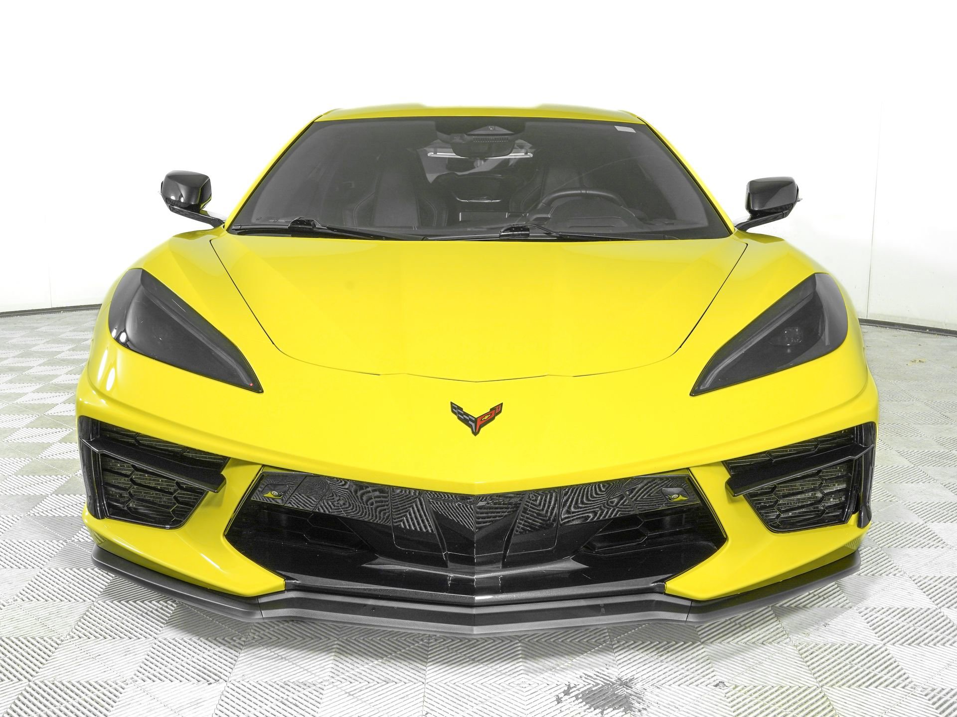 Used 2024 Chevrolet Corvette Stingray Preferred Cpe w/ Z51 Performance Package image 2