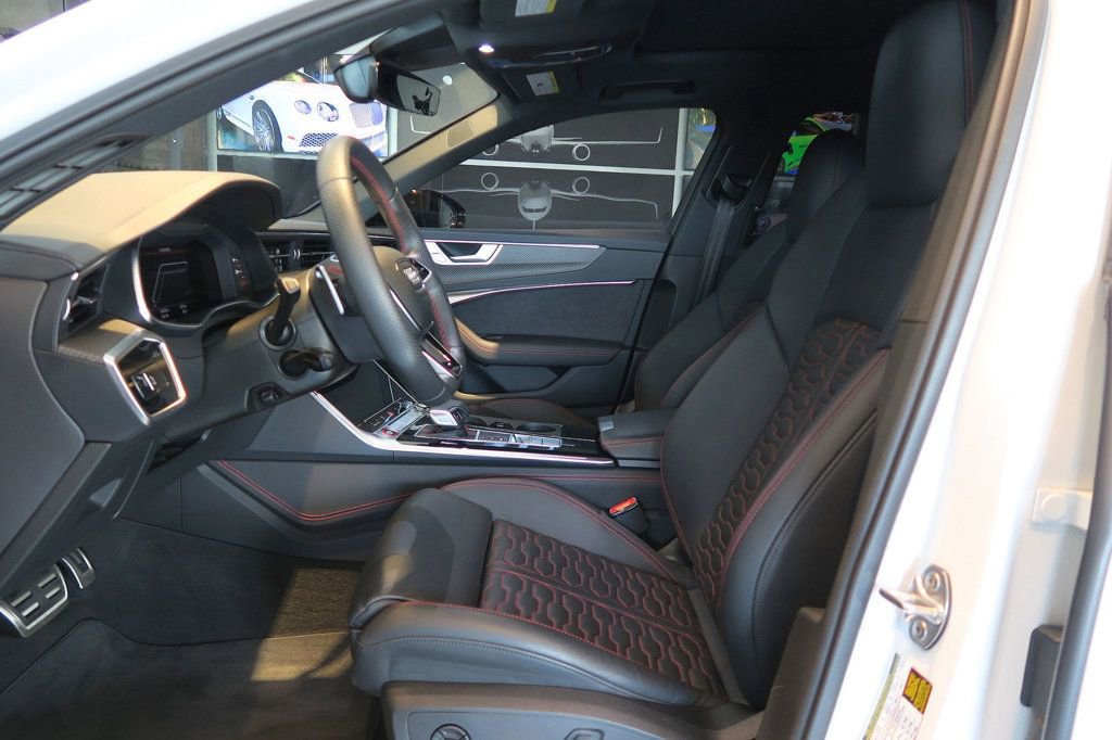 Used 2023 Audi RS 6 image 9