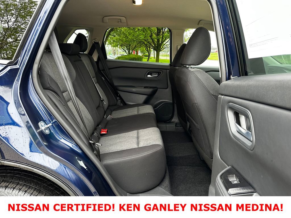 Certified 2026 Nissan Rogue SV AWD/4WD image 44