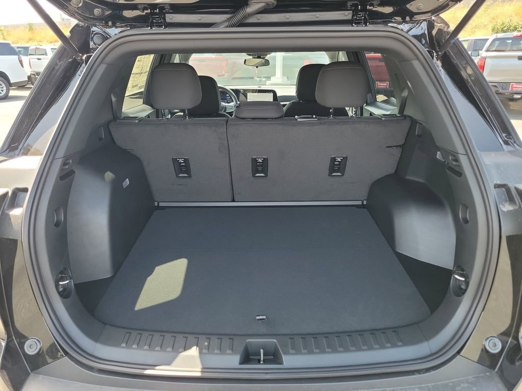 New 2026 Chevrolet Equinox LT FWD image 17