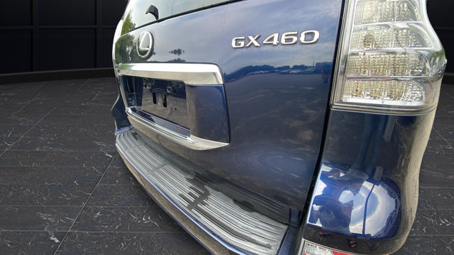 Used 2022 Lexus GX 460 Luxury w/ Accessory Package AWD/4WD image 34