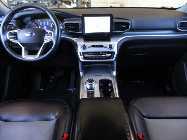 Certified 2022 Ford Explorer XLT w/ Equipment Group 202A image 21