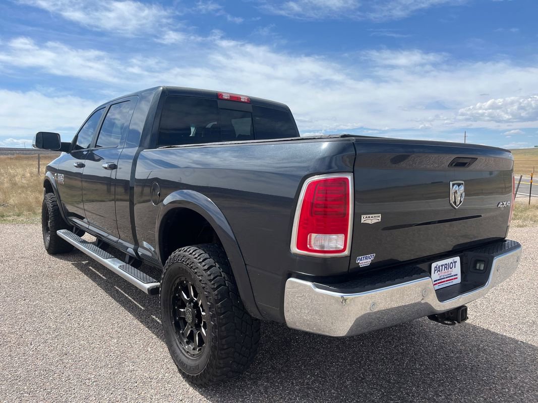 Used 2017 RAM 3500 Laramie AWD/4WD image 3