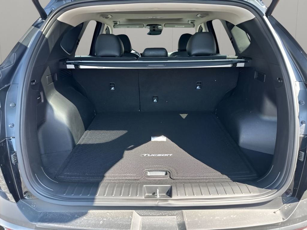 Used 2025 Hyundai Tucson SEL FWD image 16