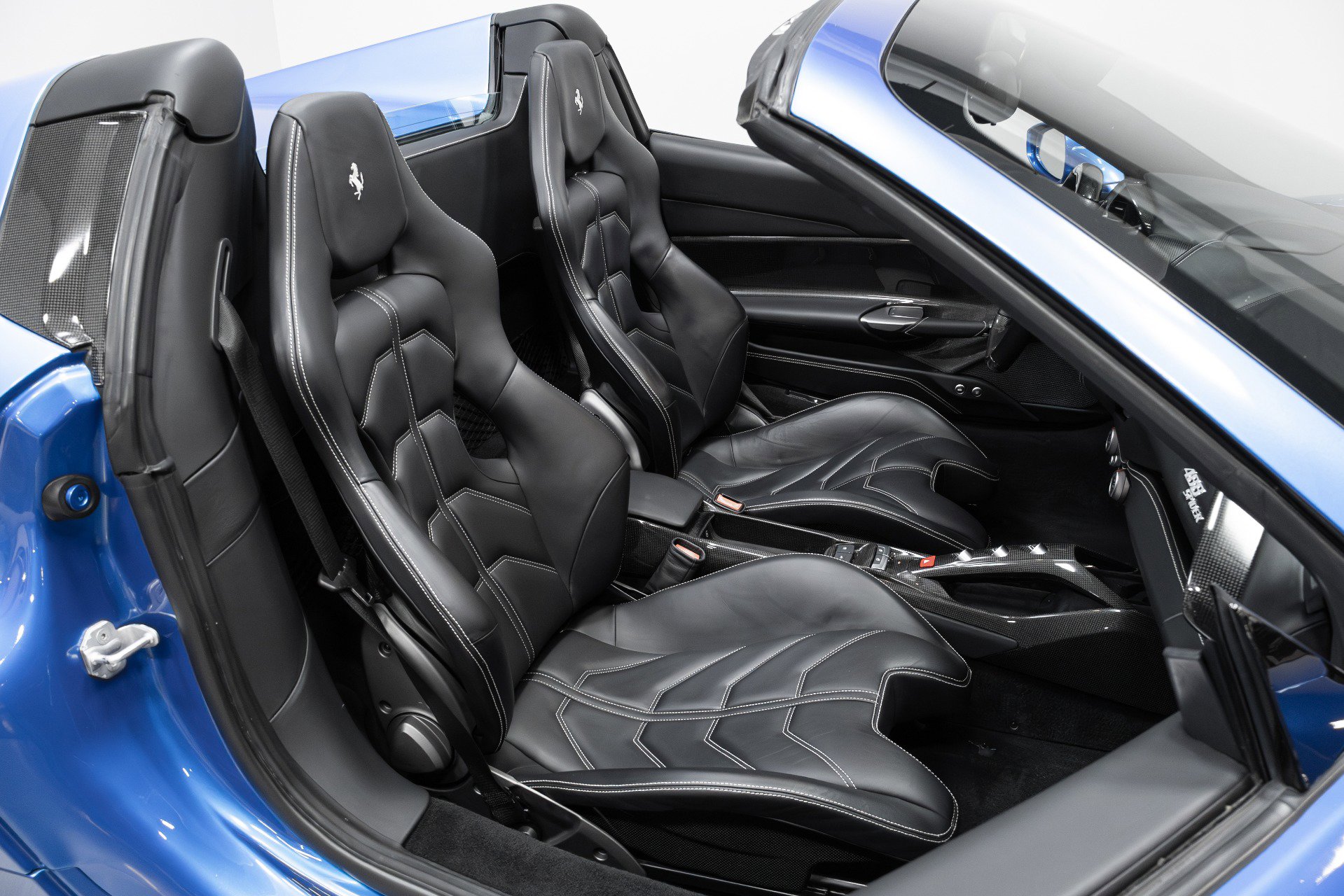 Used 2016 Ferrari 488 Spider image 29