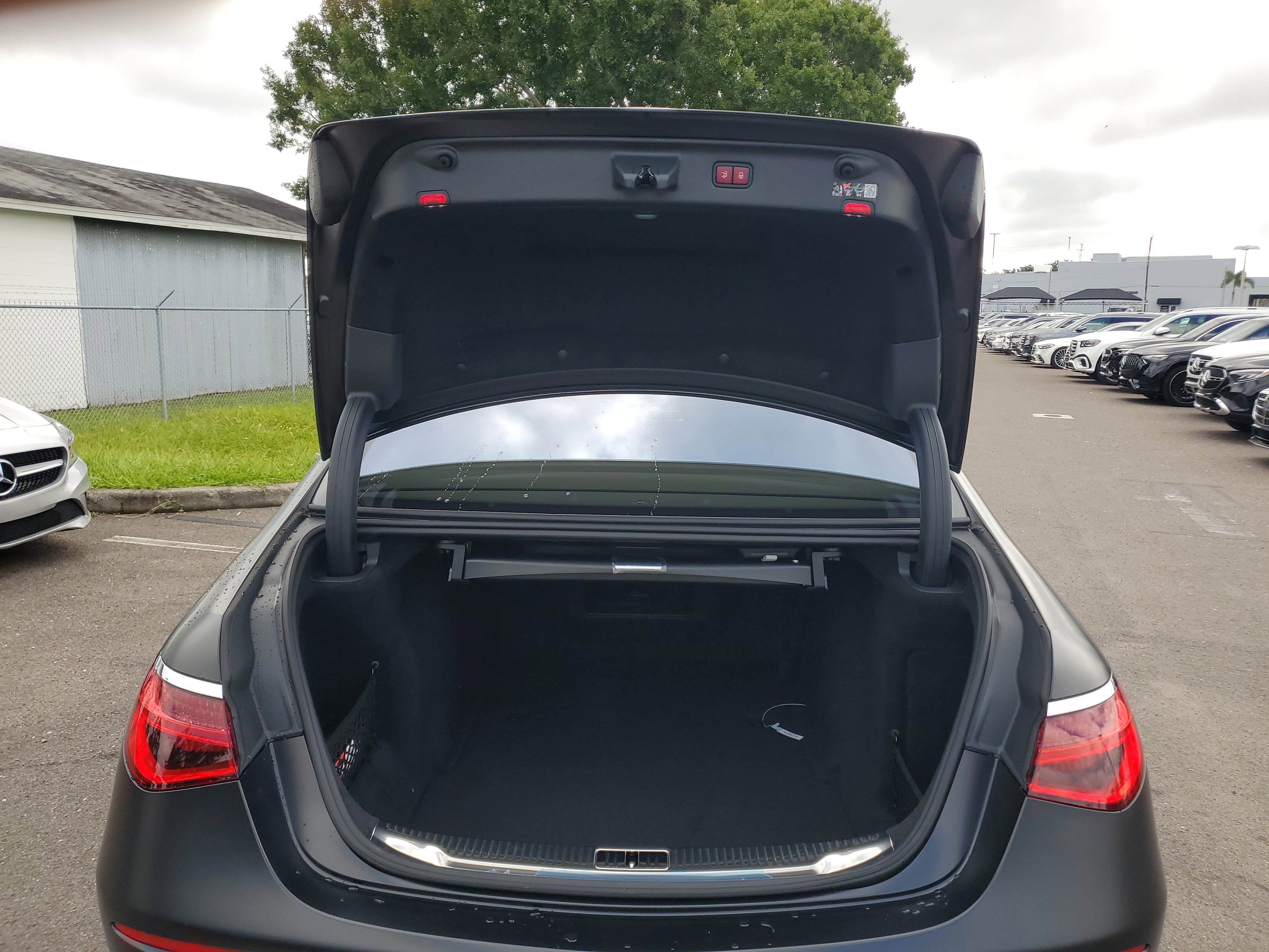 New 2026 Mercedes-Benz S 580 4MATIC Sedan image 8