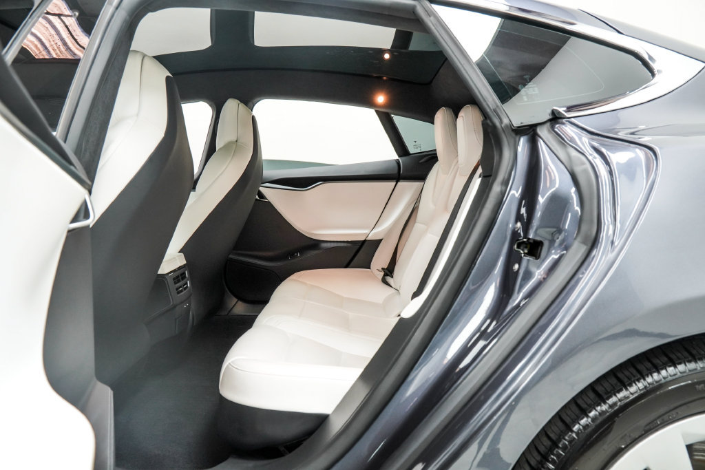 Used 2020 Tesla Model S Long Range Plus AWD/4WD image 19