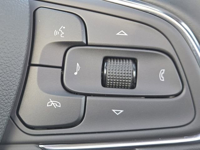 New 2026 Buick Envista Avenir image 13