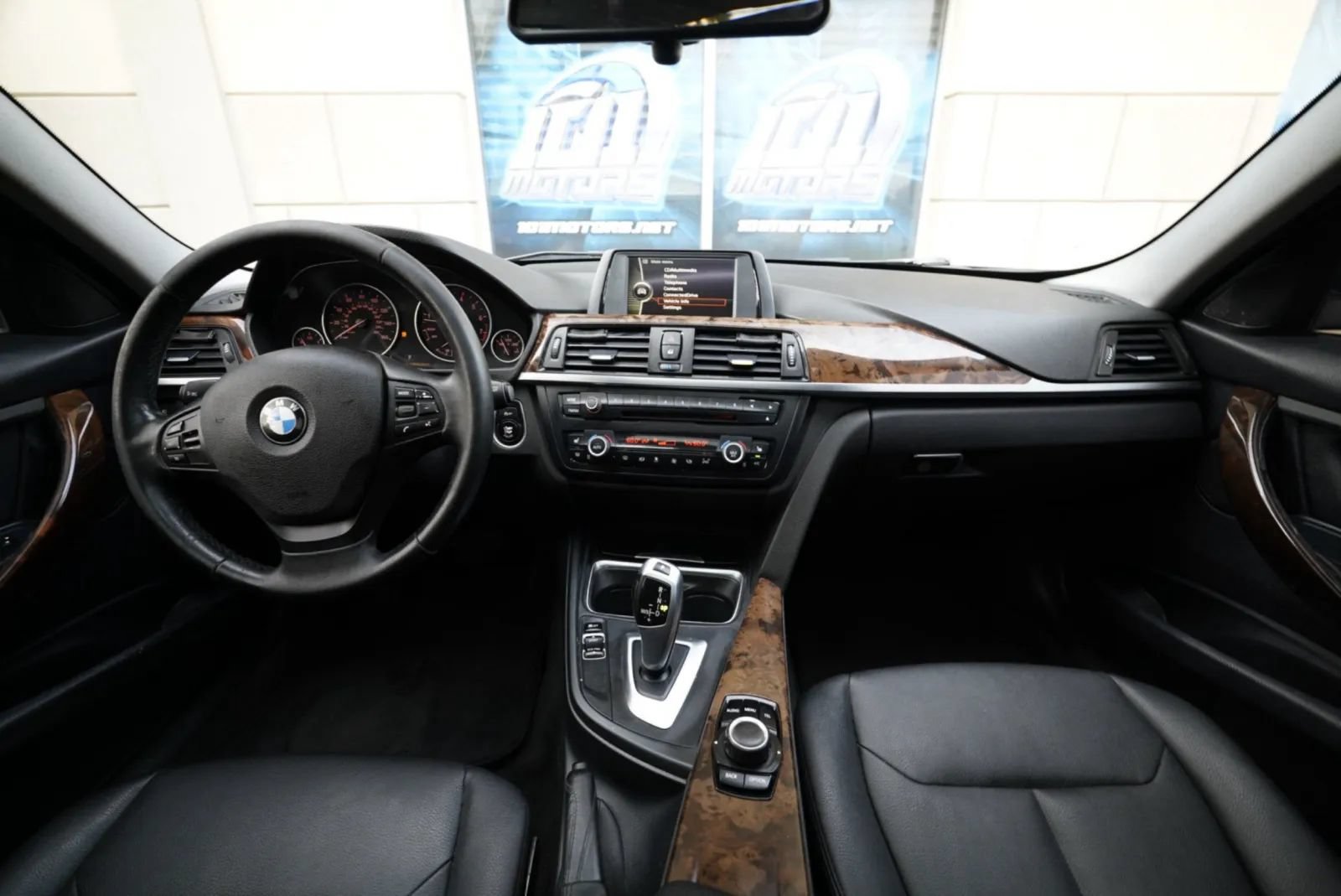 Used 2014 BMW 320i xDrive Sedan AWD/4WD image 35