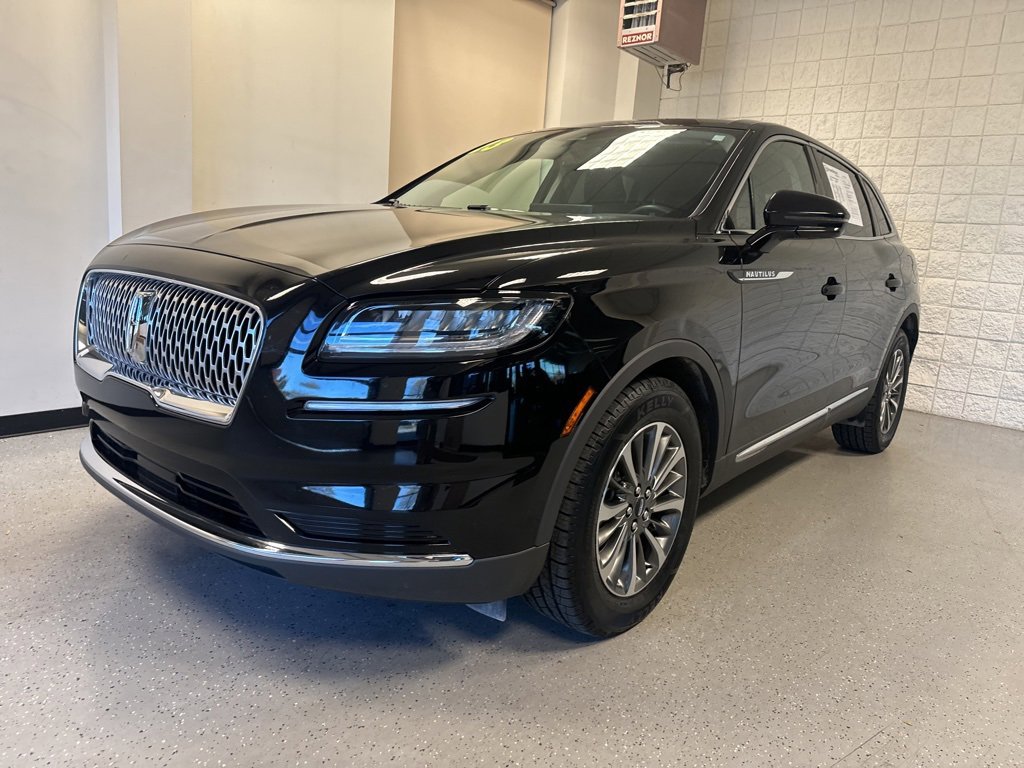 Used 2023 Lincoln Nautilus AWD w/ Premium Package image 33