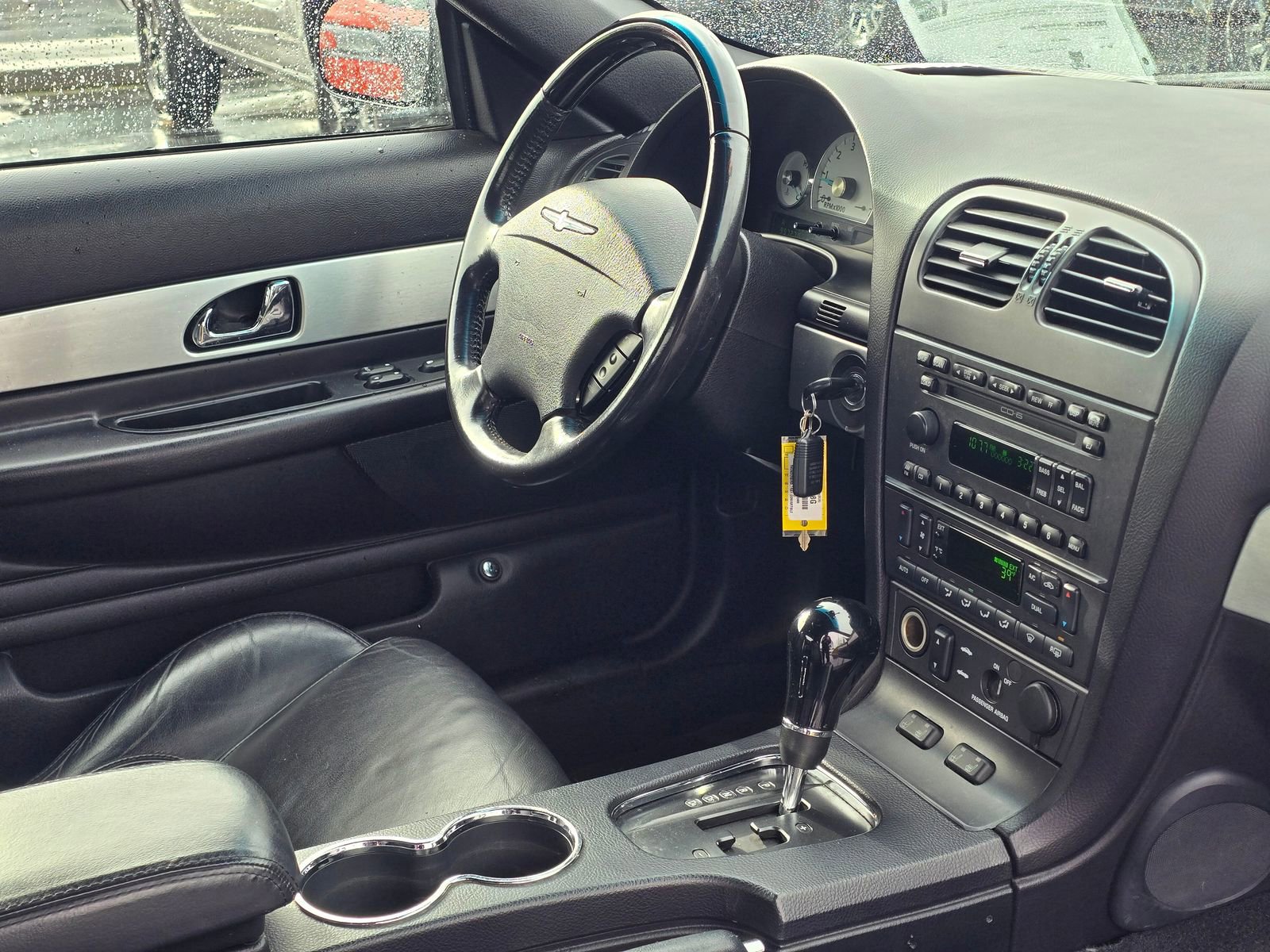 Used 2003 Ford Thunderbird image 46