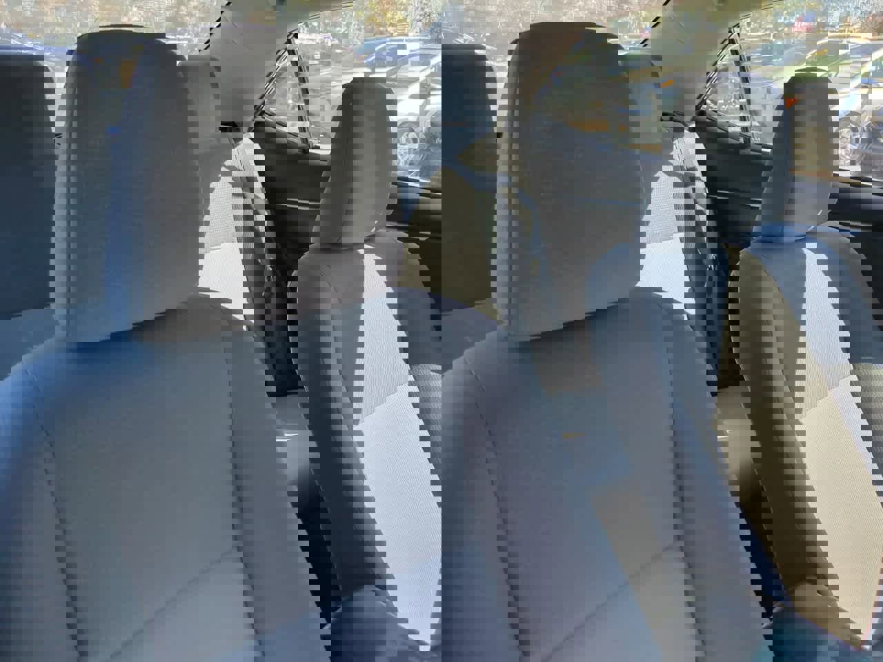 Used 2015 Toyota Corolla L image 7