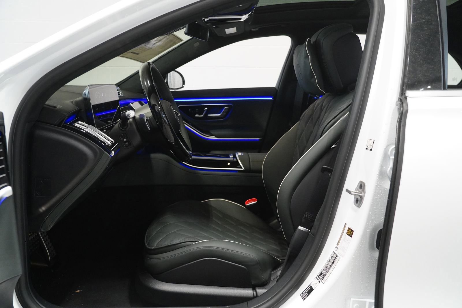 New 2026 Mercedes-Benz S 580 4MATIC Sedan image 14