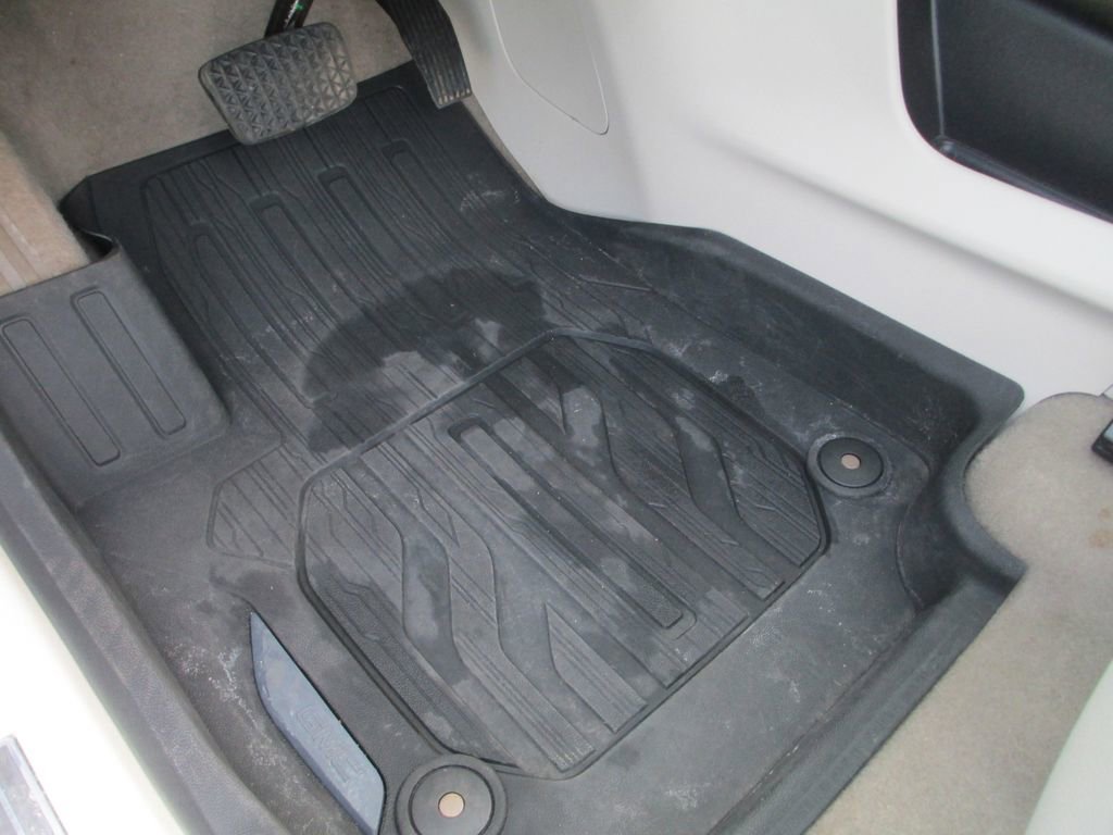 Used 2024 GMC Terrain Denali w/ Denali Premium Package AWD/4WD image 28
