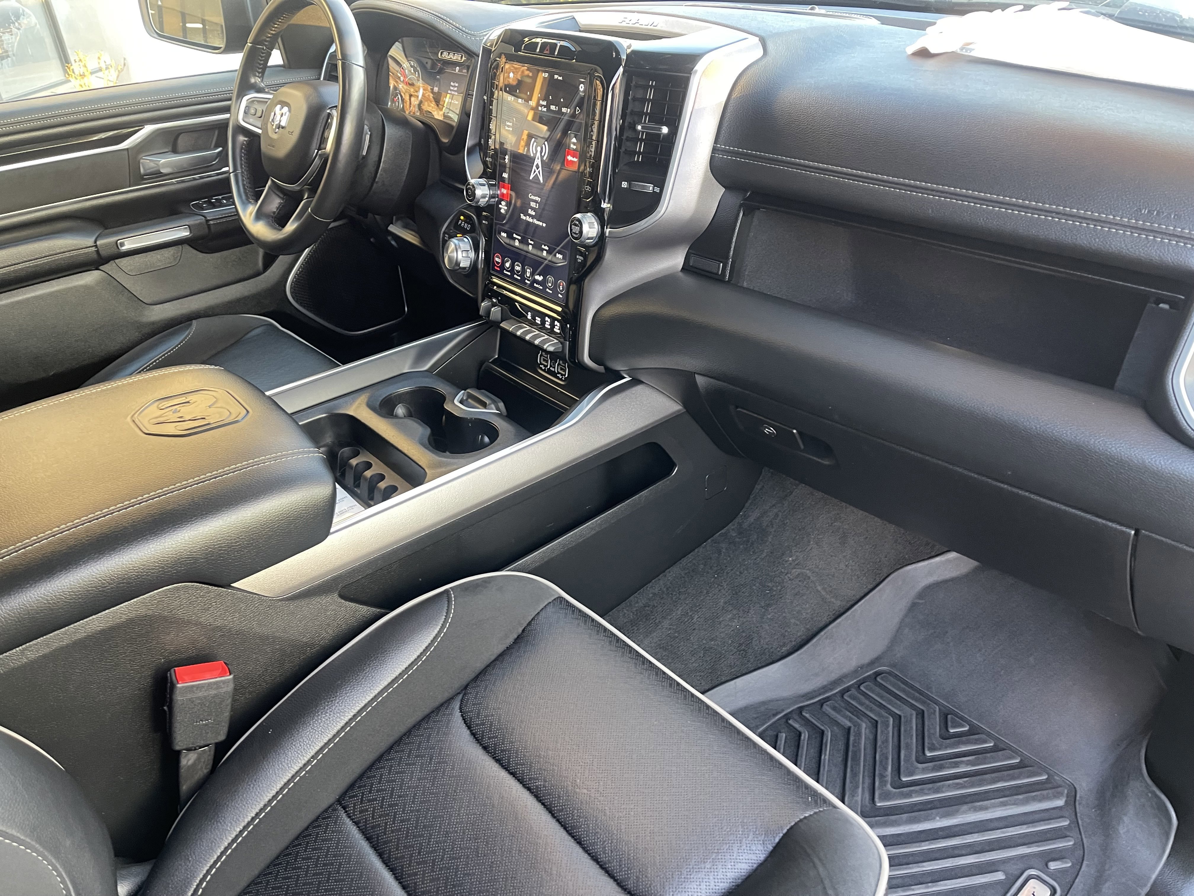 Used 2021 RAM 1500 Laramie w/ Sport Appearance Package image 23