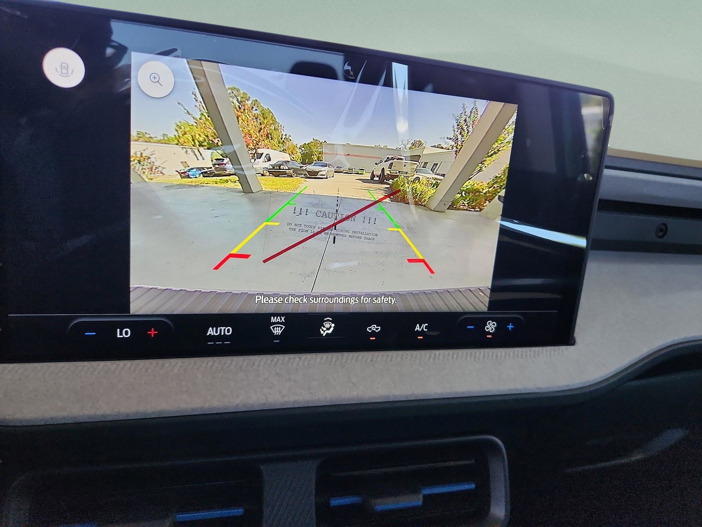 New 2025 Ford Maverick XLT image 27