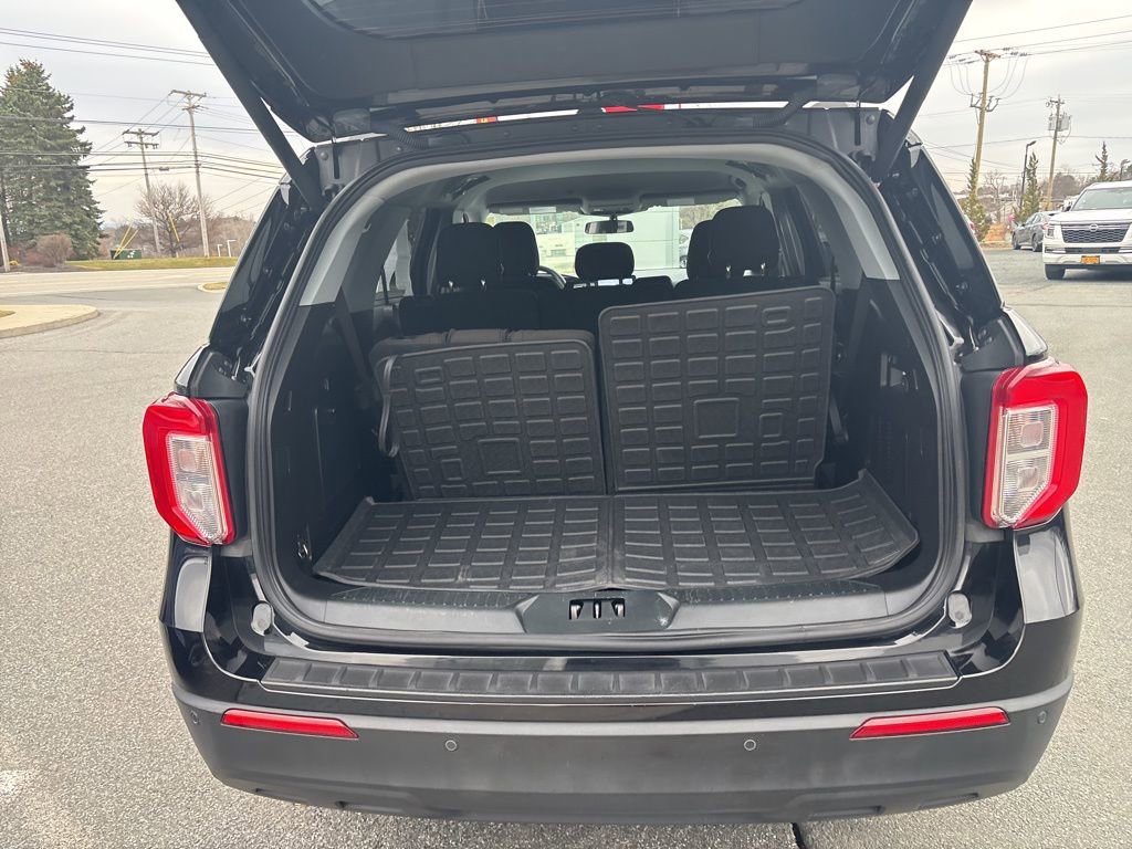 Used 2020 Ford Explorer XLT w/ Comfort Package image 27