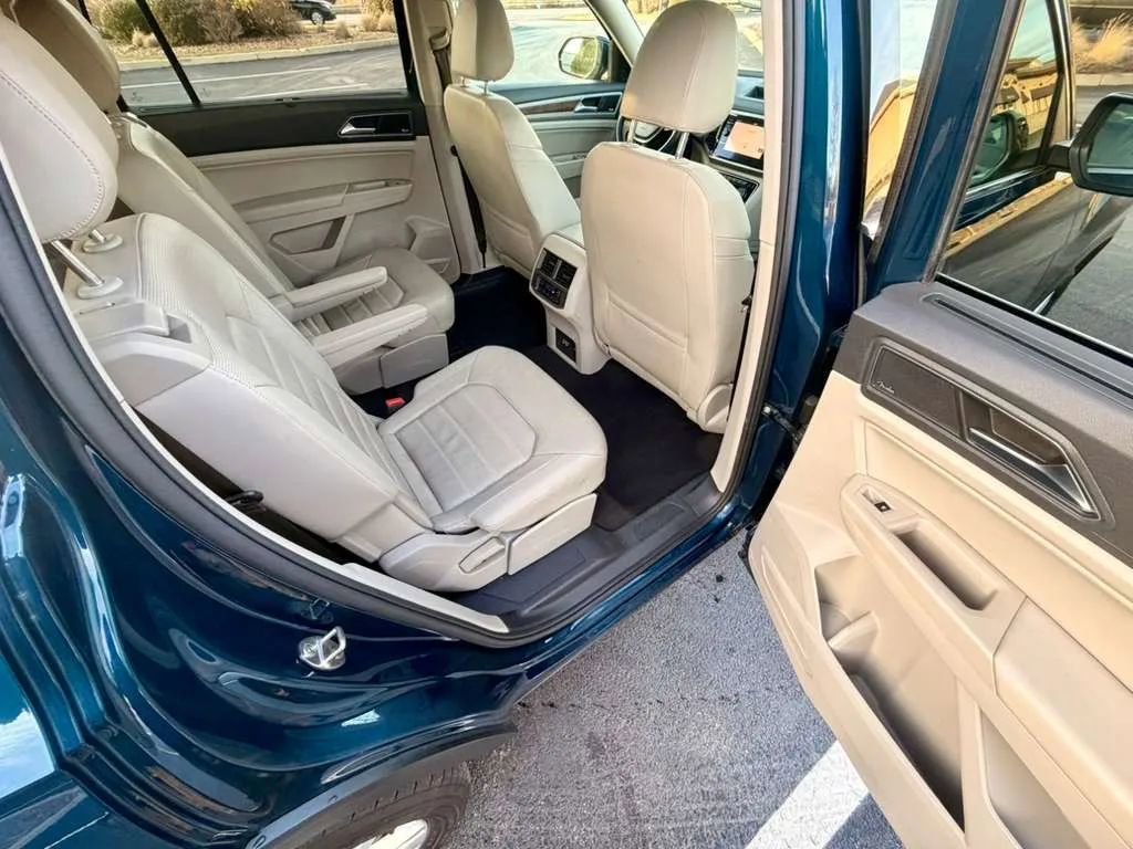 Used 2019 Volkswagen Atlas SEL Premium image 19
