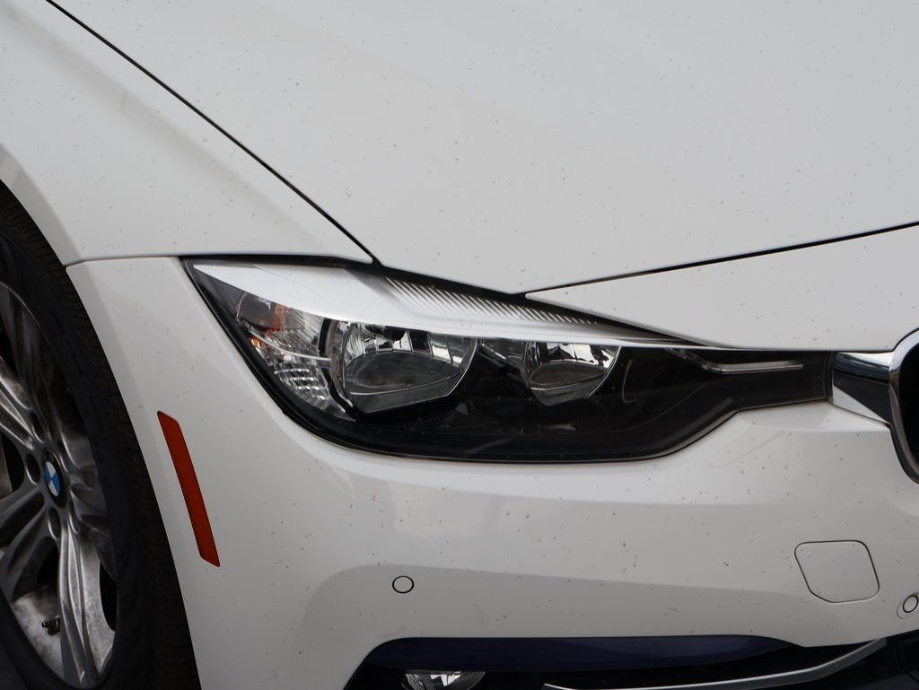 Used 2017 BMW 330i xDrive Sedan image 6