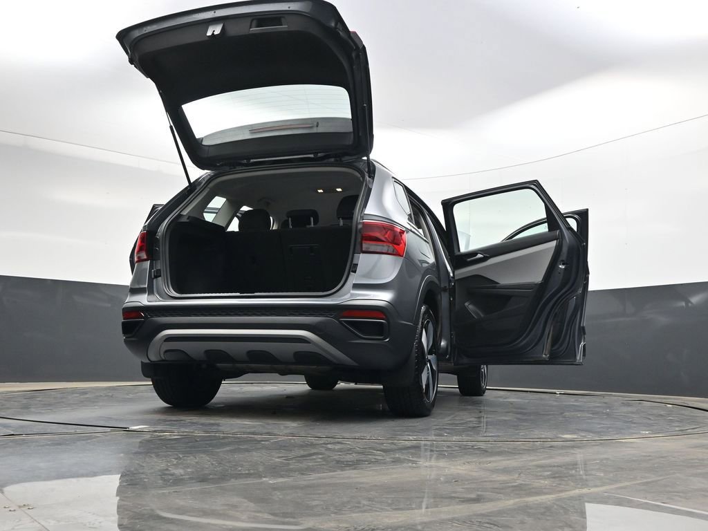 Used 2024 Volkswagen Taos S image 38