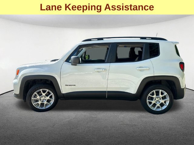 Used 2022 Jeep Renegade Latitude AWD/4WD image 6