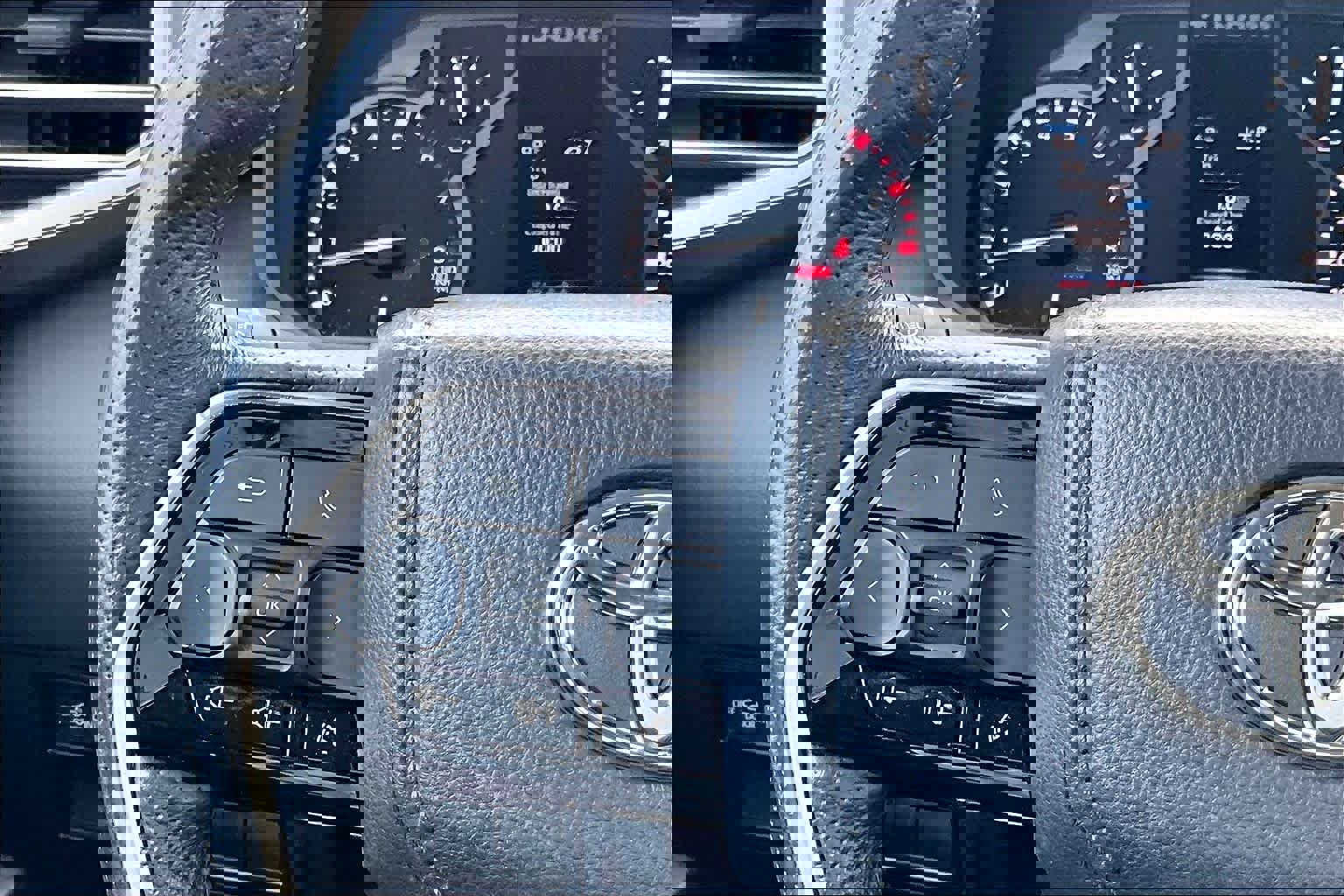 Used 2023 Toyota Tundra Limited w/ TRD Off-Road Package image 22