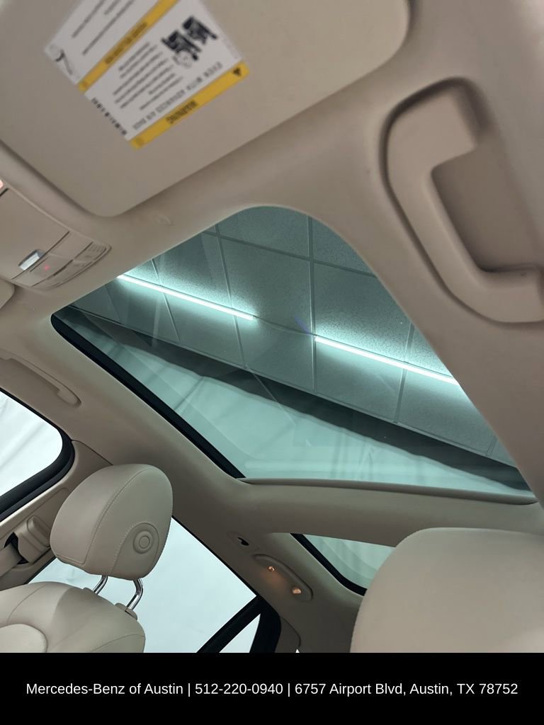 Certified 2022 Mercedes-Benz GLC 300 image 22