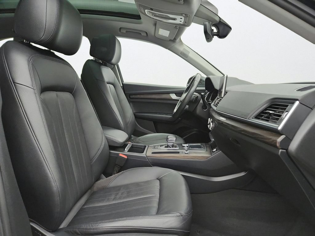 Used 2018 Audi Q5 2.0T Premium Plus w/ Premium Plus Package AWD/4WD image 30