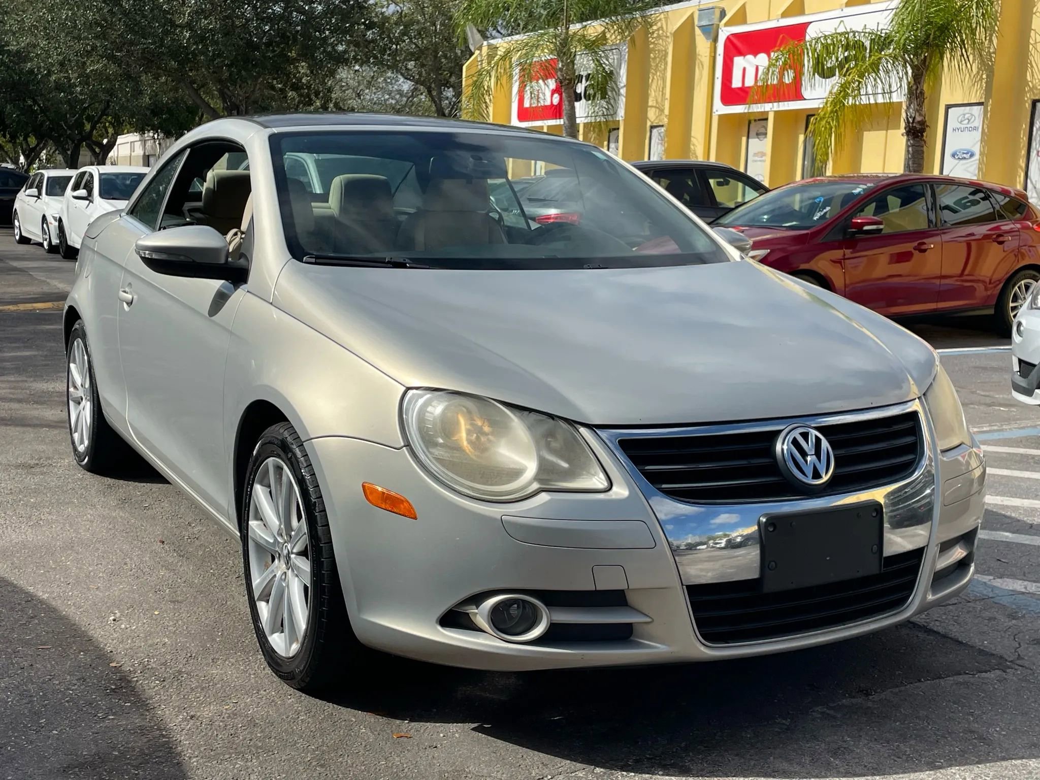 Used 2009 Volkswagen Eos Komfort image 6