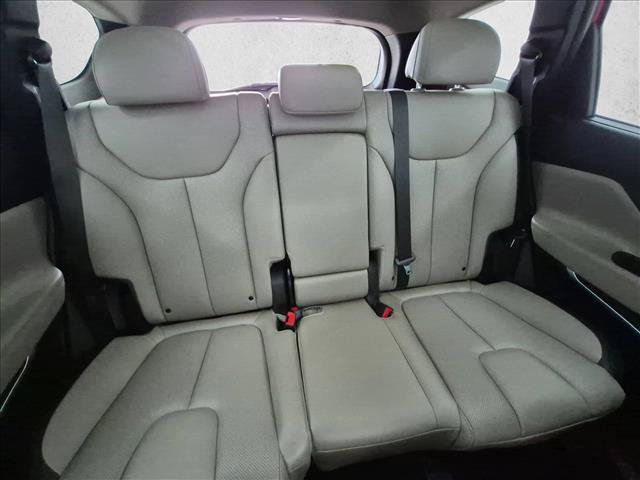 Certified 2023 Hyundai Santa Fe SEL Premium AWD/4WD image 23