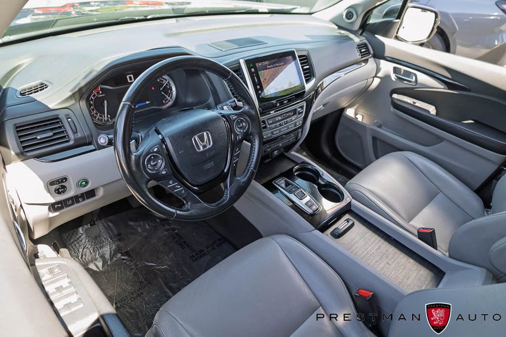 Used 2016 Honda Pilot Touring image 21