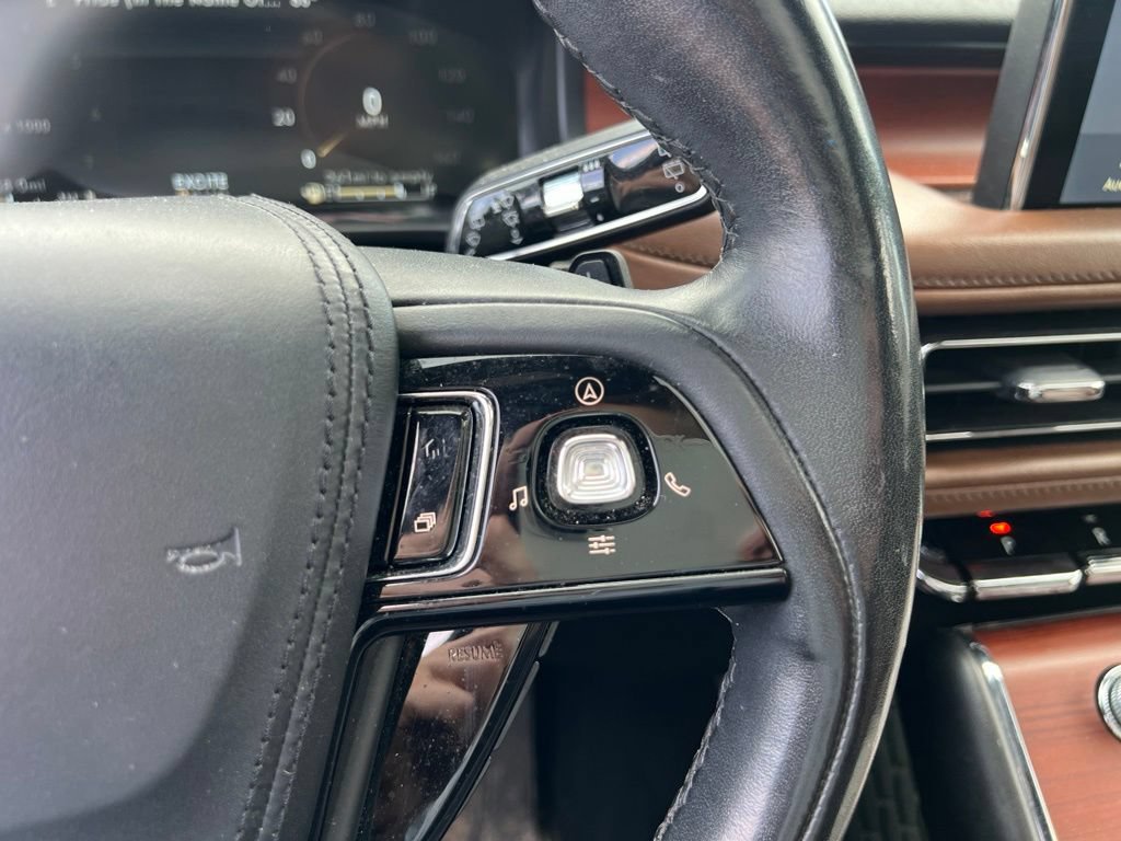 Used 2021 Lincoln Aviator Reserve w/ Elements Package Plus AWD/4WD image 25