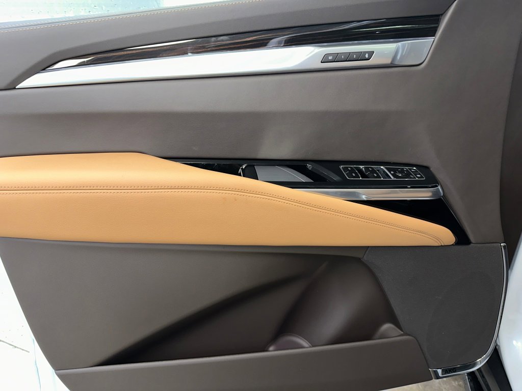 New 2026 Cadillac Escalade ESV Luxury w/ Touring Package image 8