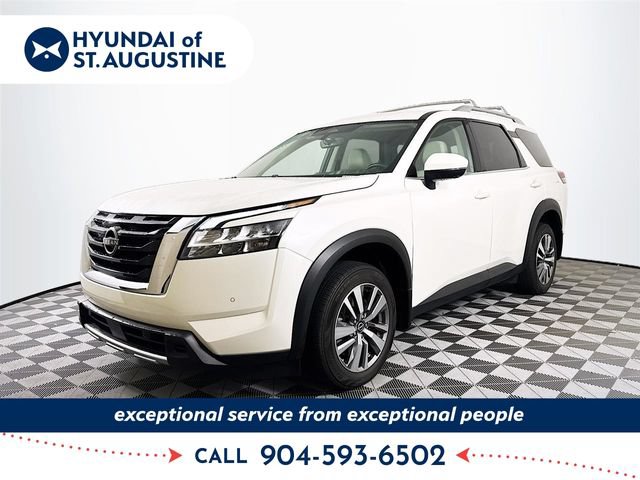 Used 2023 Nissan Pathfinder SL AWD/4WD image 1