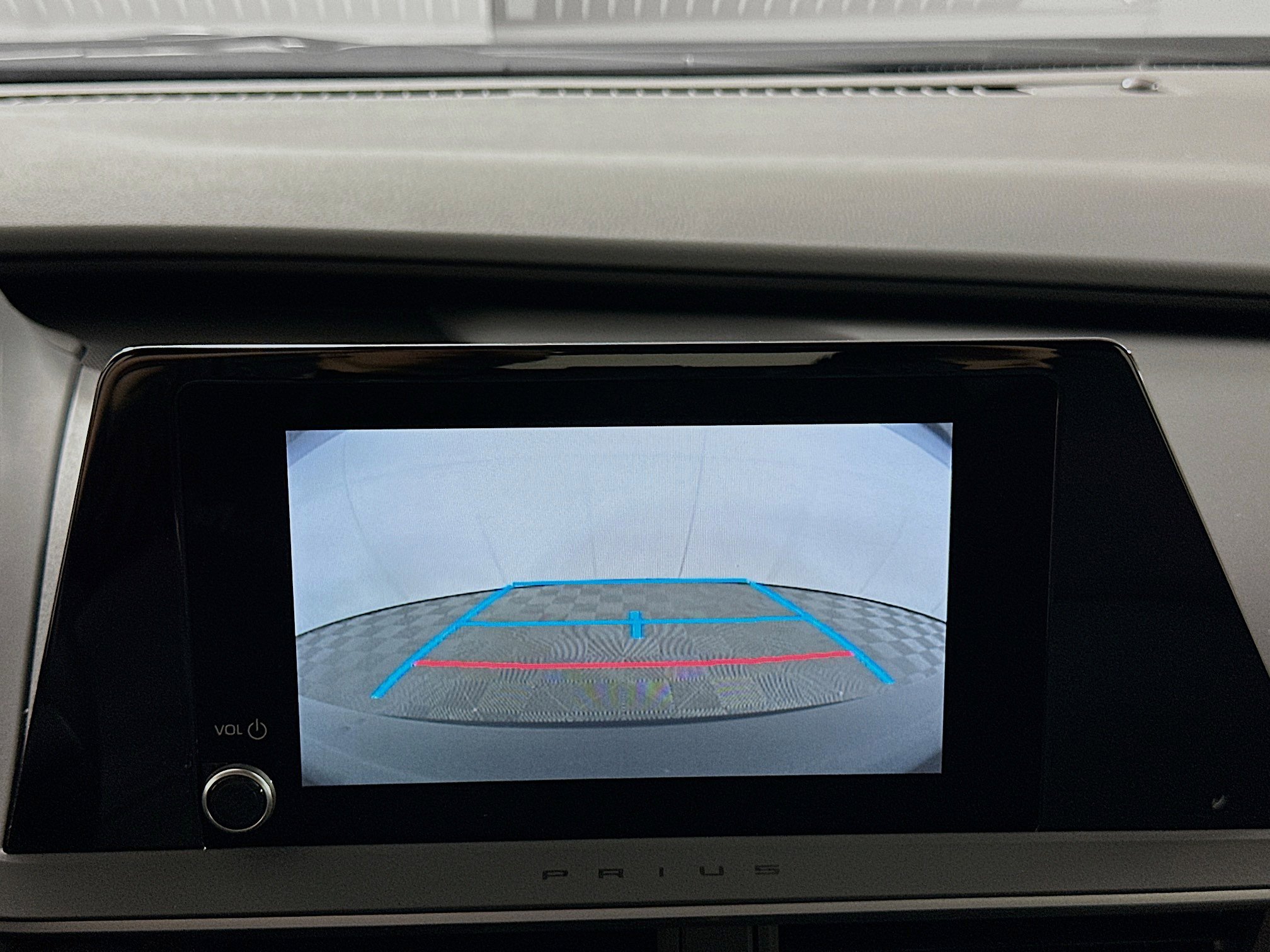 Used 2025 Toyota Prius LE image 22