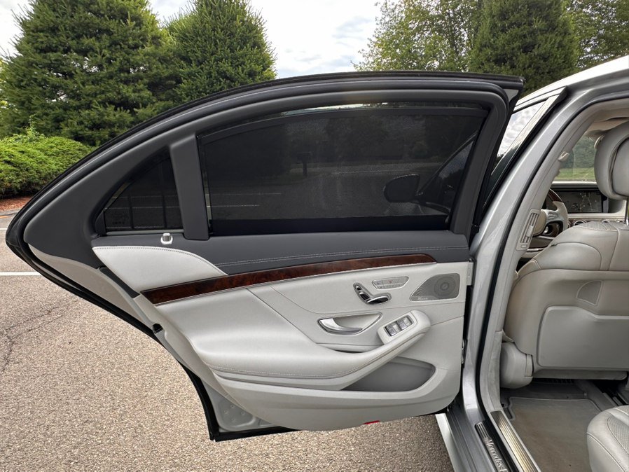 Used 2014 Mercedes-Benz S 550 Sedan image 25