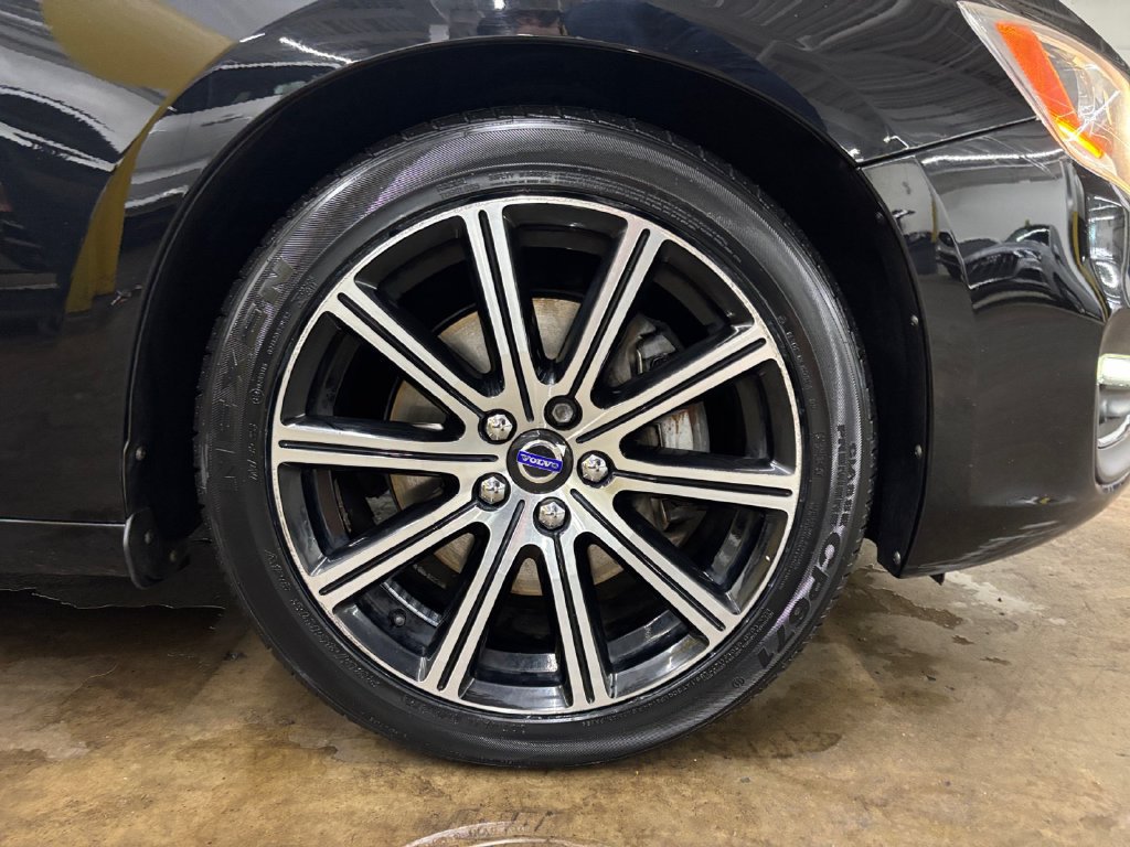 Used 2017 Volvo S60 T5 Inscription AWD/4WD image 38